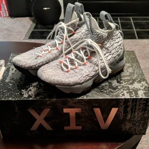 Boys Nike LeBron XIV